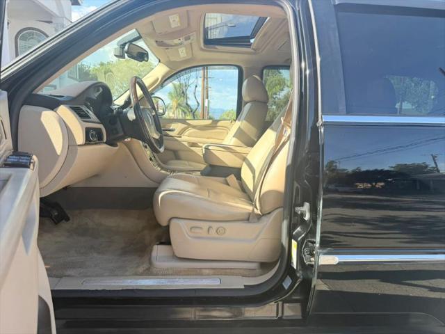 2012 Cadillac Escalade Luxury