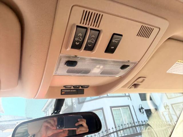2012 Cadillac Escalade Luxury