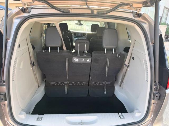 2017 Chrysler Pacifica Touring-L