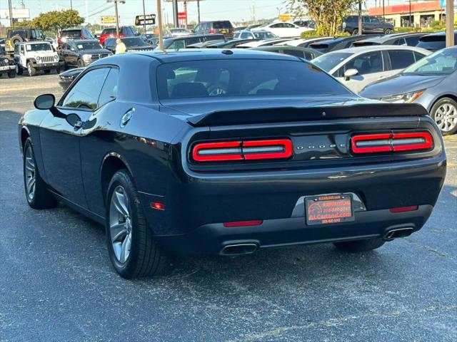 2018 Dodge Challenger SXT