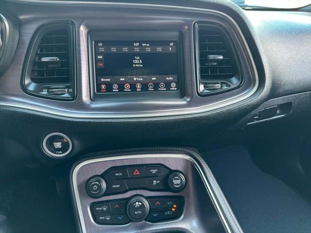 2018 Dodge Challenger SXT