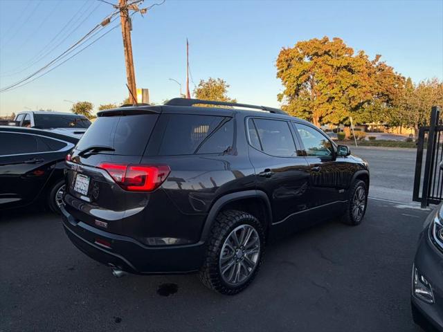 2017 GMC Acadia SLT-1
