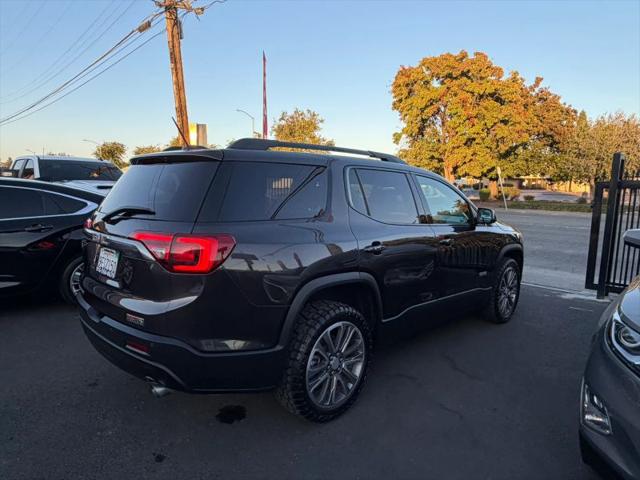2017 GMC Acadia SLT-1