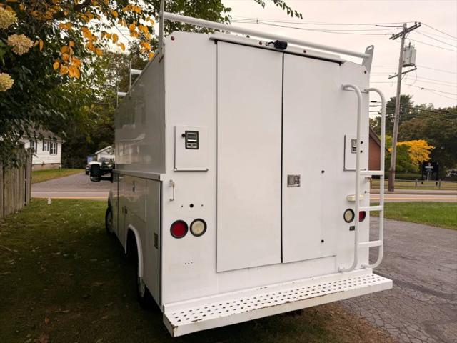 2017 Ford Transit Chassis XL