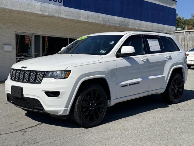2018 Jeep Grand Cherokee Altitude 4x4 for sale in Beckley, WV