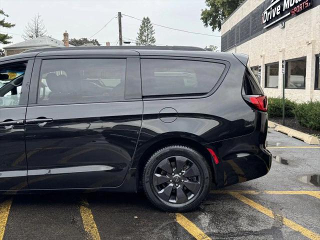 2020 Chrysler Pacifica Hybrid Limited