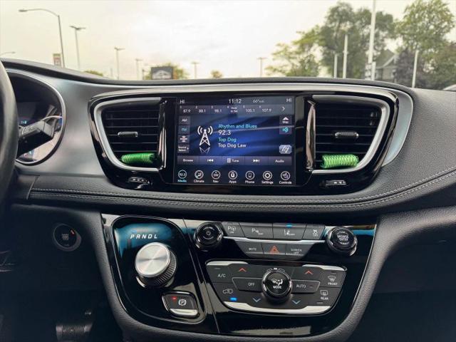 2020 Chrysler Pacifica Hybrid Limited