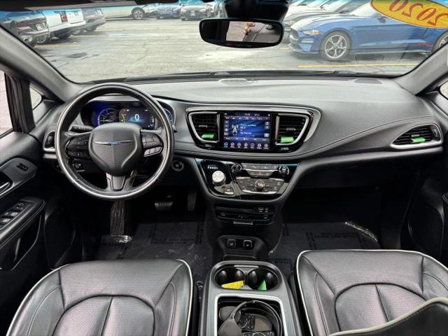 2020 Chrysler Pacifica Hybrid Limited