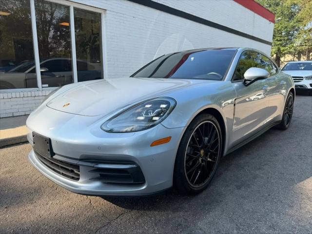 2018 Porsche Panamera 4