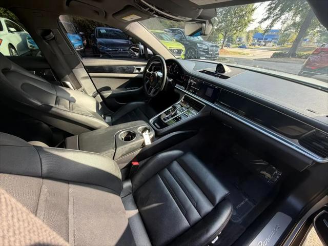 2018 Porsche Panamera 4