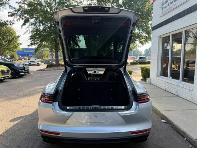 2018 Porsche Panamera 4