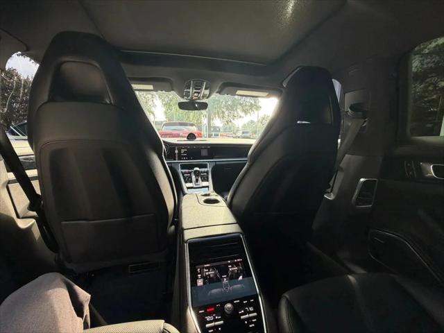 2018 Porsche Panamera 4