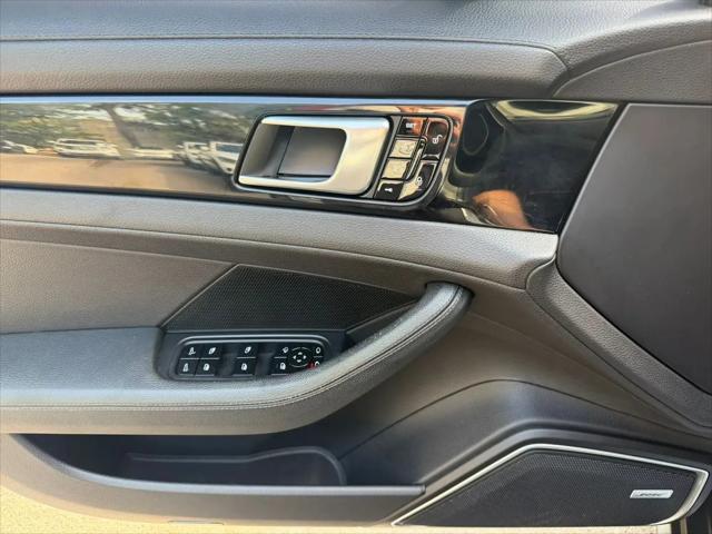 2018 Porsche Panamera 4