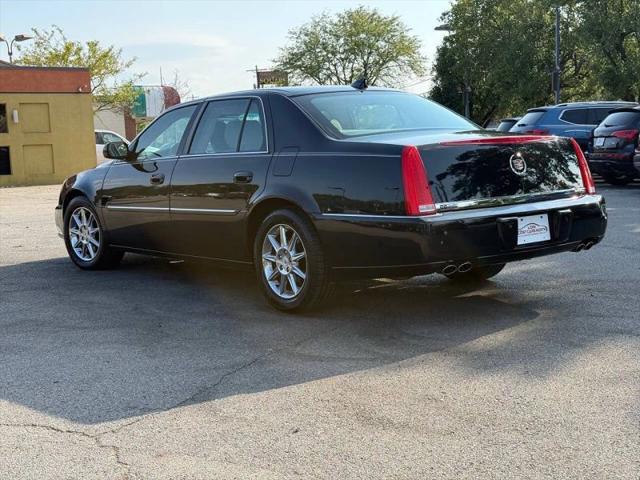 2011 Cadillac DTS Luxury Collection