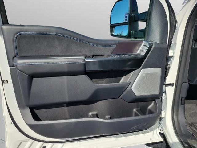 2027 Ford F-350 Platinum