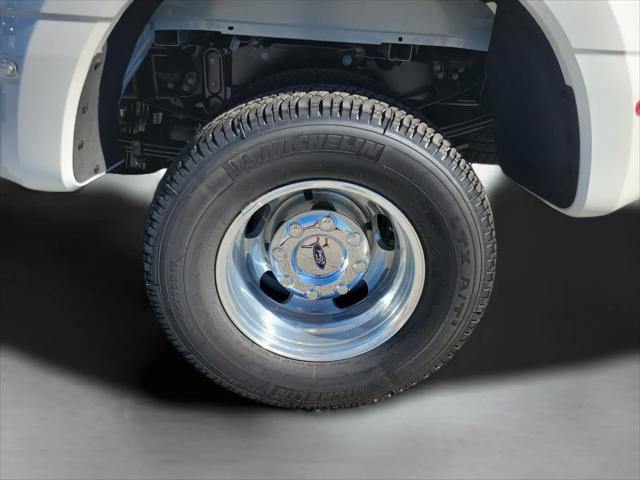 2027 Ford F-350 Platinum
