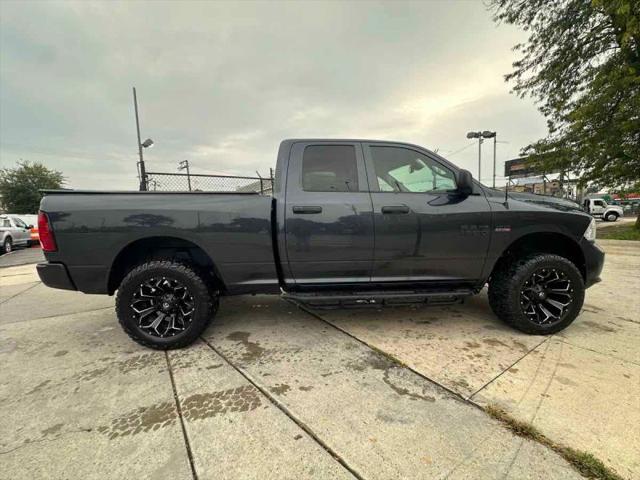 2017 Ram 1500 Express Quad Cab 4x4 64 Box