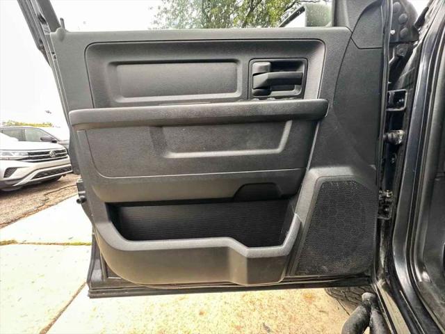 2017 Ram 1500 Express Quad Cab 4x4 64 Box