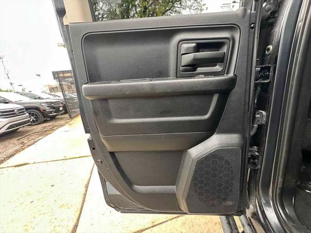 2017 Ram 1500 Express Quad Cab 4x4 64 Box