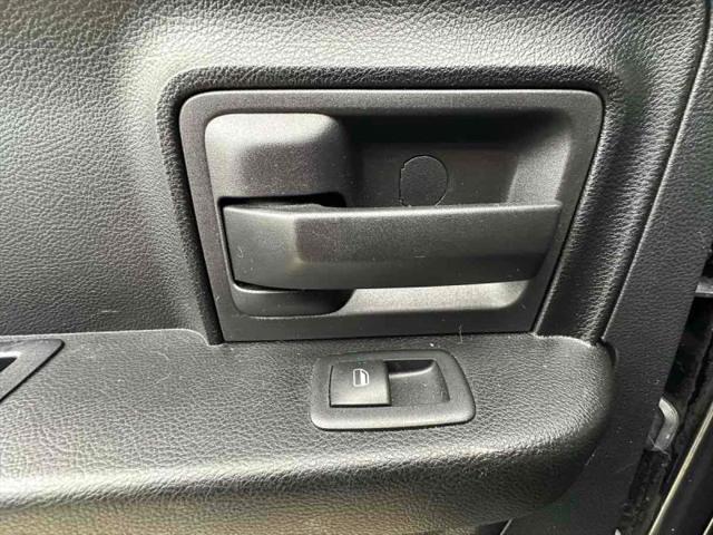 2017 Ram 1500 Express Quad Cab 4x4 64 Box