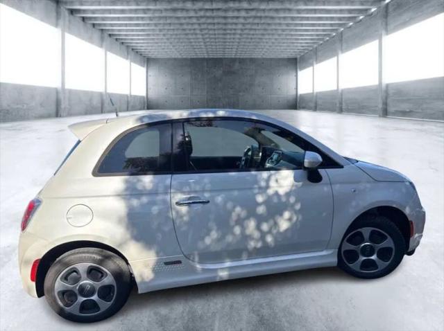 2016 Fiat 500e Battery Electric