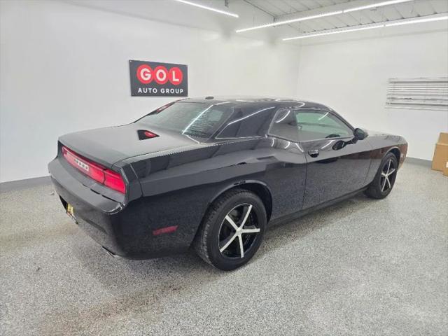2012 Dodge Challenger SXT
