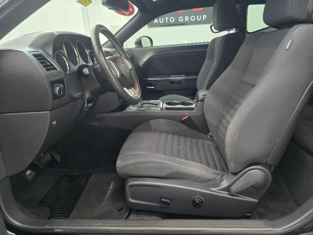 2012 Dodge Challenger SXT