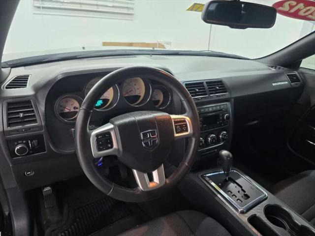 2012 Dodge Challenger SXT