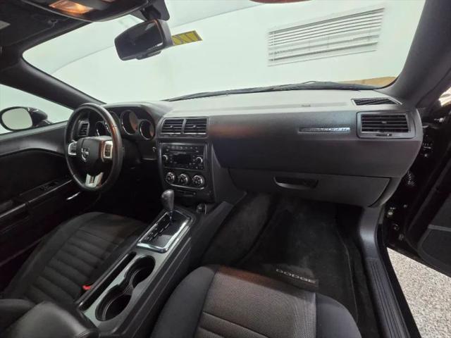 2012 Dodge Challenger SXT