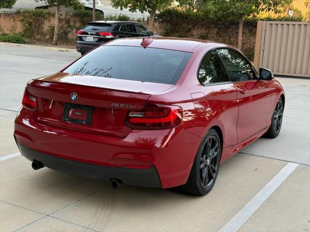 2016 BMW M2 M235i