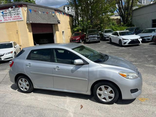 2009 Toyota Matrix Base