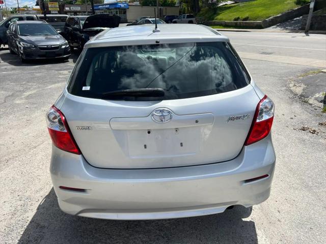 2009 Toyota Matrix Base