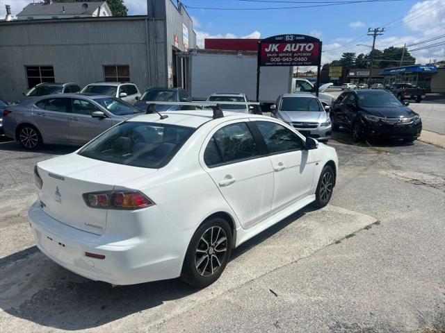 2015 Mitsubishi Lancer SE