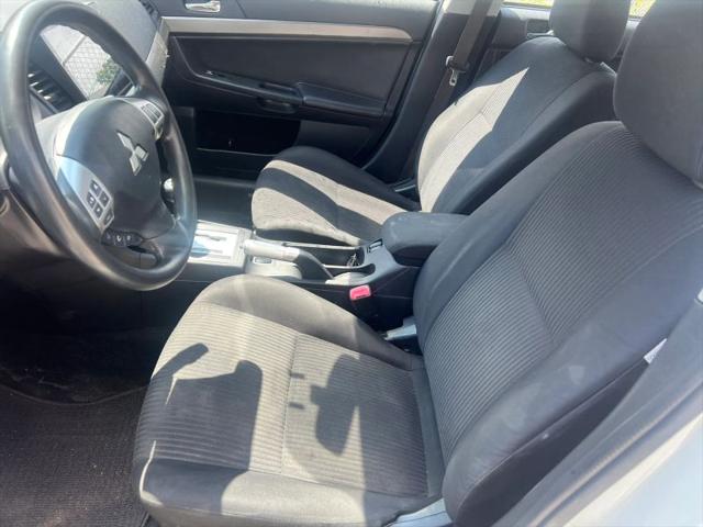 2015 Mitsubishi Lancer SE