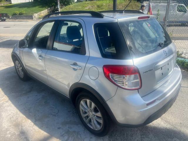 2010 Suzuki SX4 Technology