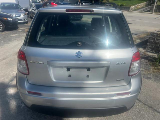 2010 Suzuki SX4 Technology