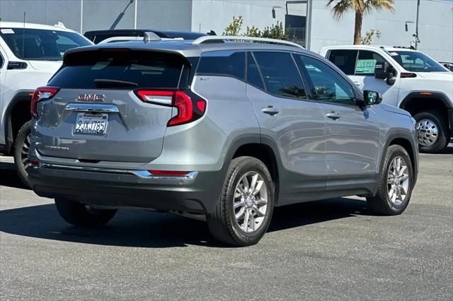 2024 GMC Terrain FWD SLT