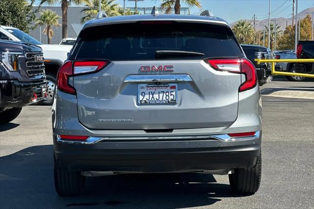 2024 GMC Terrain FWD SLT