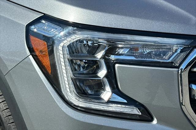 2024 GMC Terrain FWD SLT