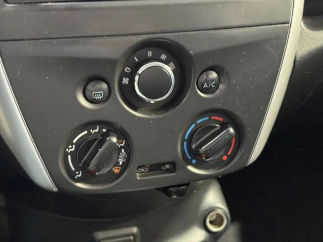 2018 Nissan Versa Note SV