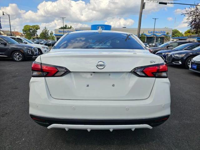 2021 Nissan Versa SV Xtronic CVT