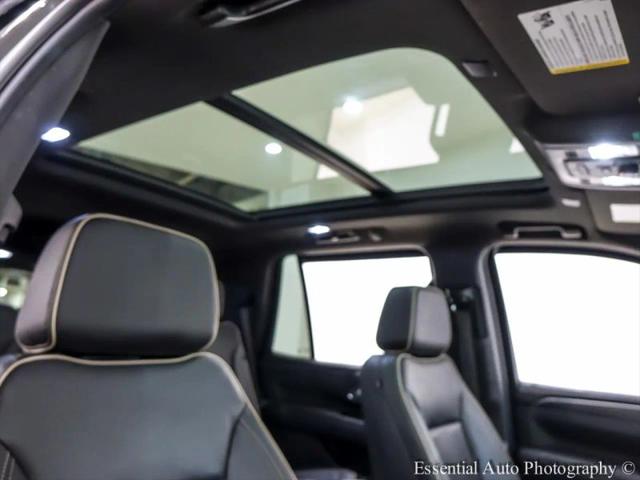 2023 GMC Yukon 4WD SLT