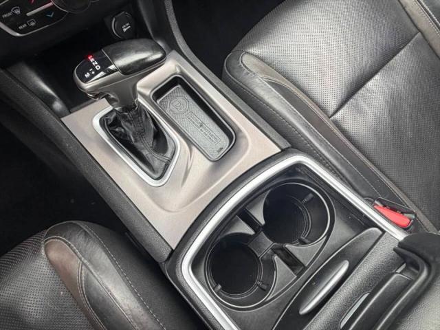 2020 Dodge Charger SXT RWD