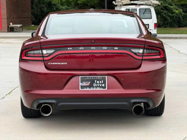 2020 Dodge Charger SXT RWD