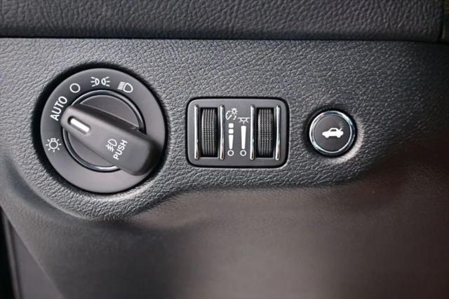 2018 Dodge Challenger 392 Hemi Scat Pack Shaker