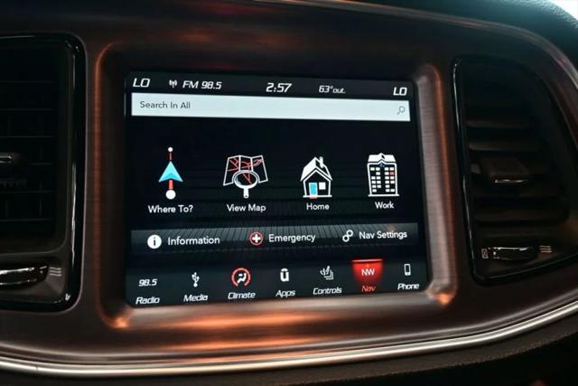2018 Dodge Challenger 392 Hemi Scat Pack Shaker