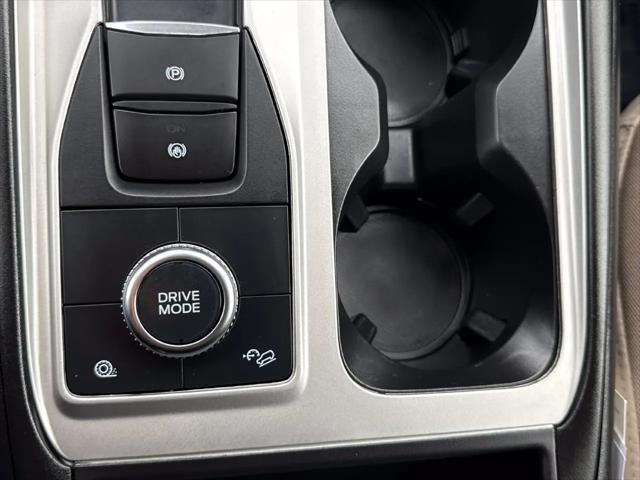 2023 Ford Explorer Base