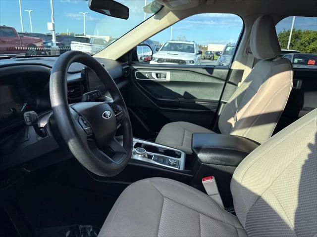 2023 Ford Explorer Base