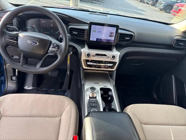 2023 Ford Explorer Base