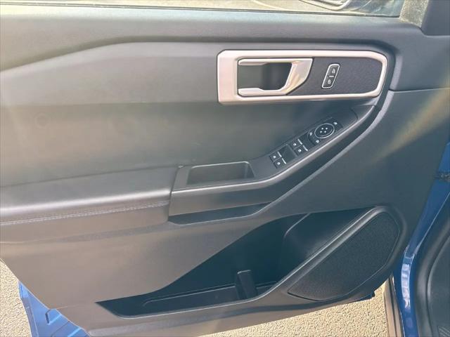 2023 Ford Explorer Base